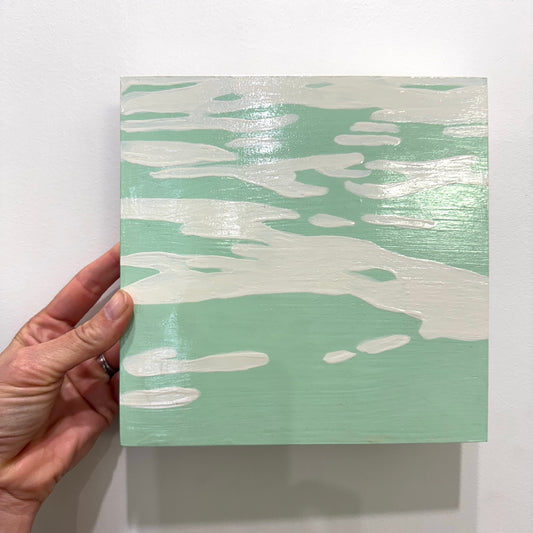 Water study on wood, Mint