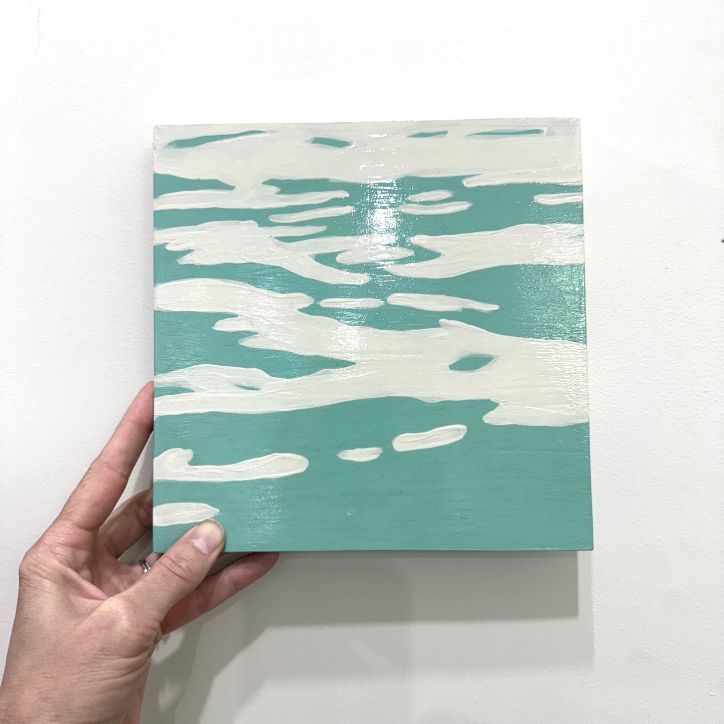 Water study on wood, Aqua